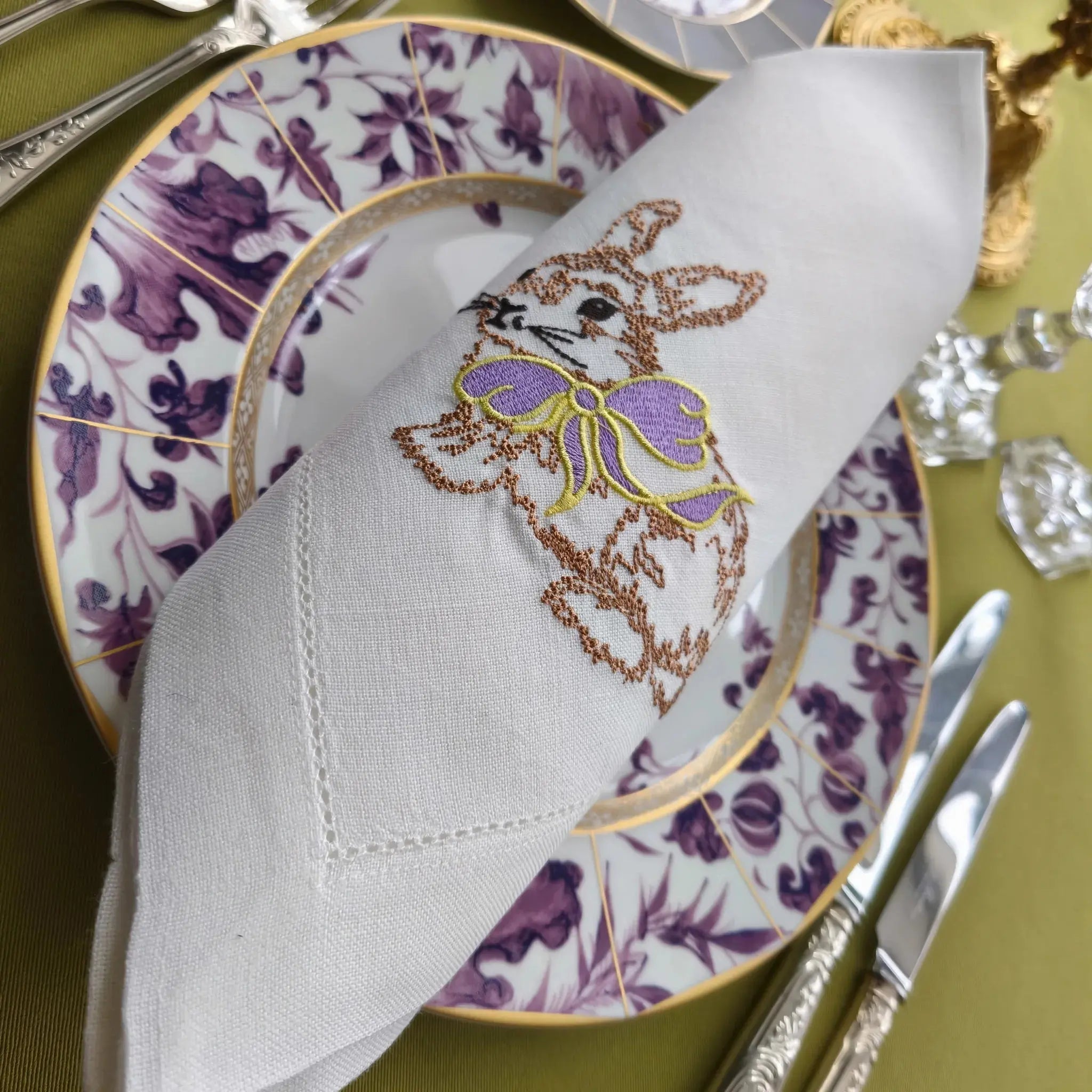 Elegant cotton linen table napkin with beautiful easter bunny machine embroidery design